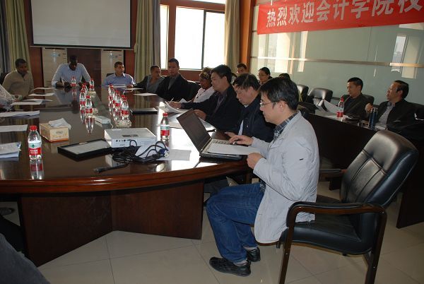 必赢766net手机版召开研究生留学生导师见面会